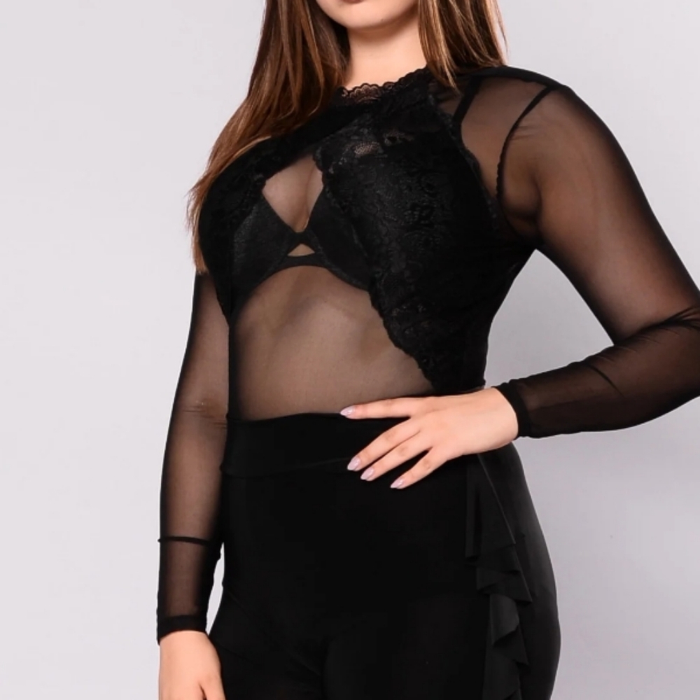 ISO Looking for this fashion nova mesh bodysuit